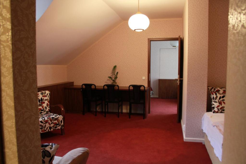 Villa Szekely Leányfalu Rom bilde